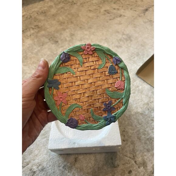 Vintage Miniature Tea Set Bunny Rabbit 10pcs Resin W/ Plate - Picture 3 of 8